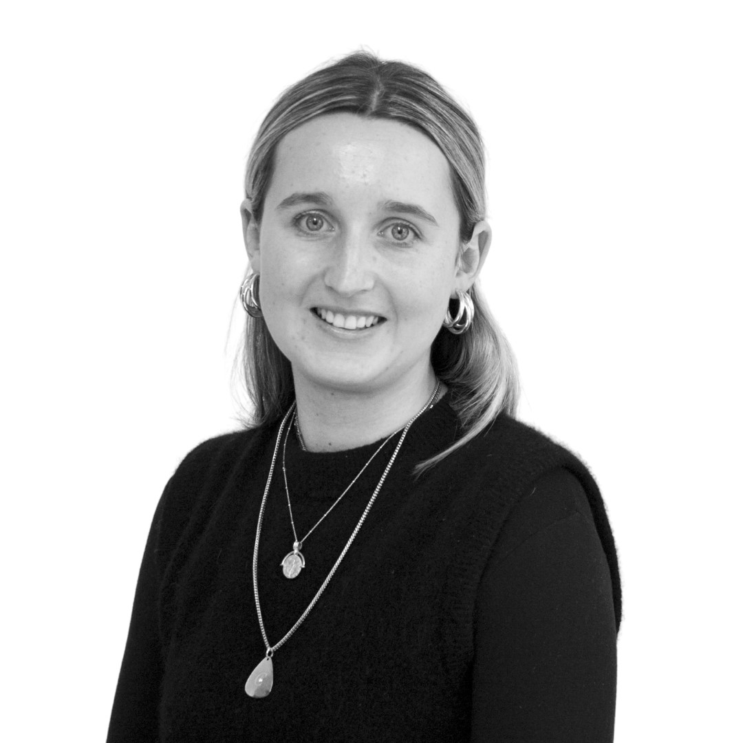 Charlotte MacEwan, Investor Relations Associate