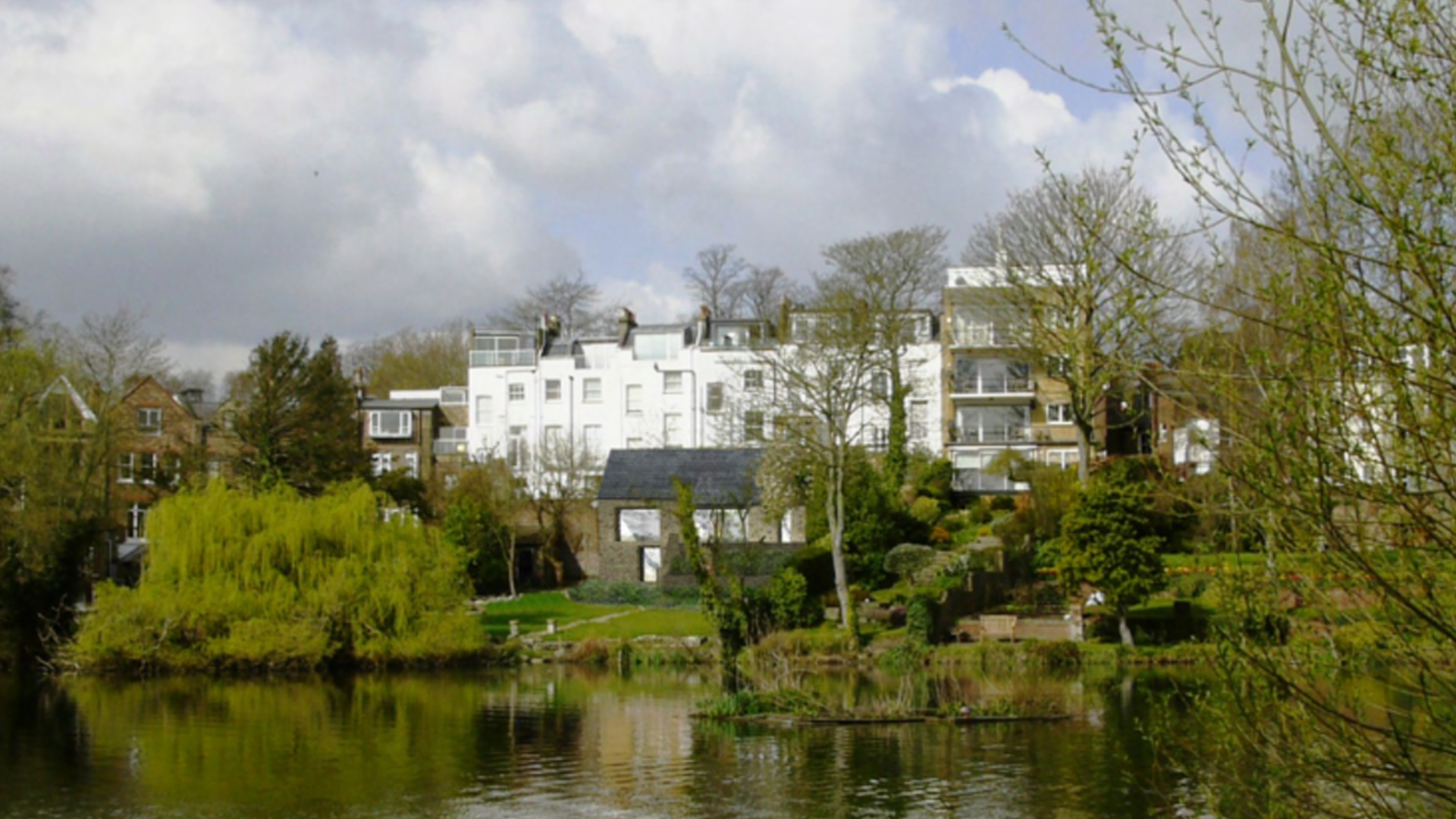 image-alt-Garden-House-Hampstead-Tier-1